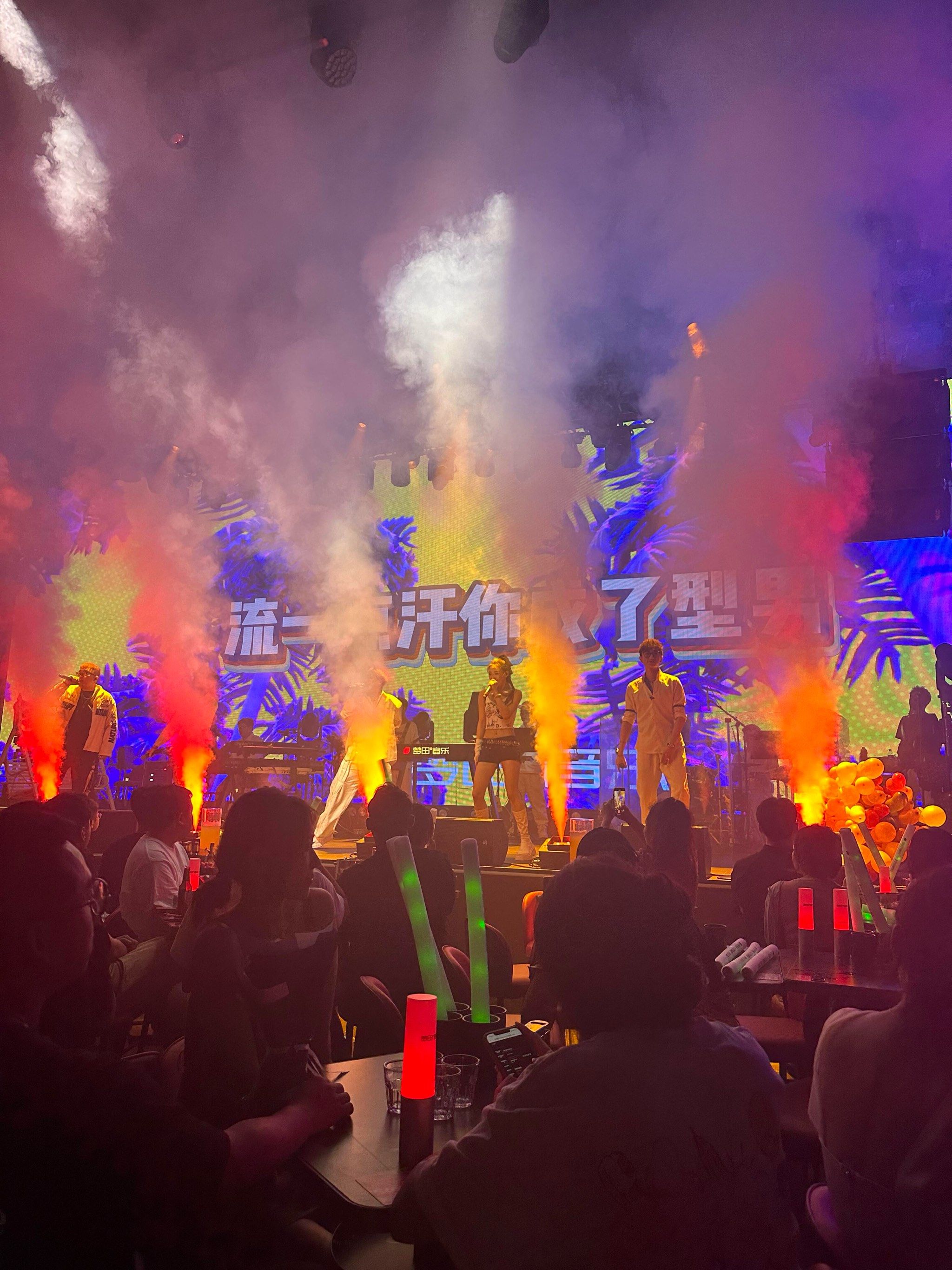 崇左商务ktv价格多少钱一个小时-江州区ktv预定